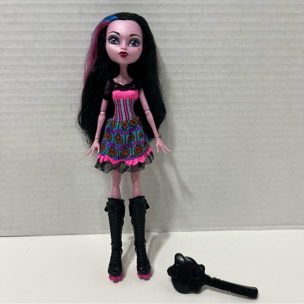 MONSTER HIGH Doll Dracubecca freaky fusion doll toy Draculaura and Robecca